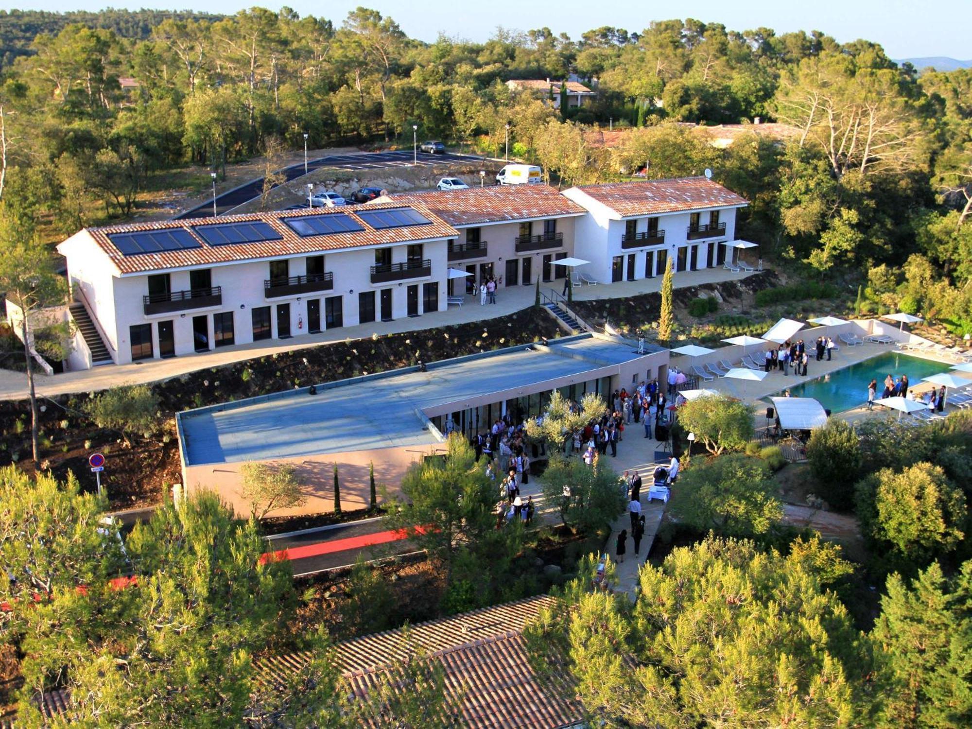 Mercure Golf De Barbaroux & Hotel