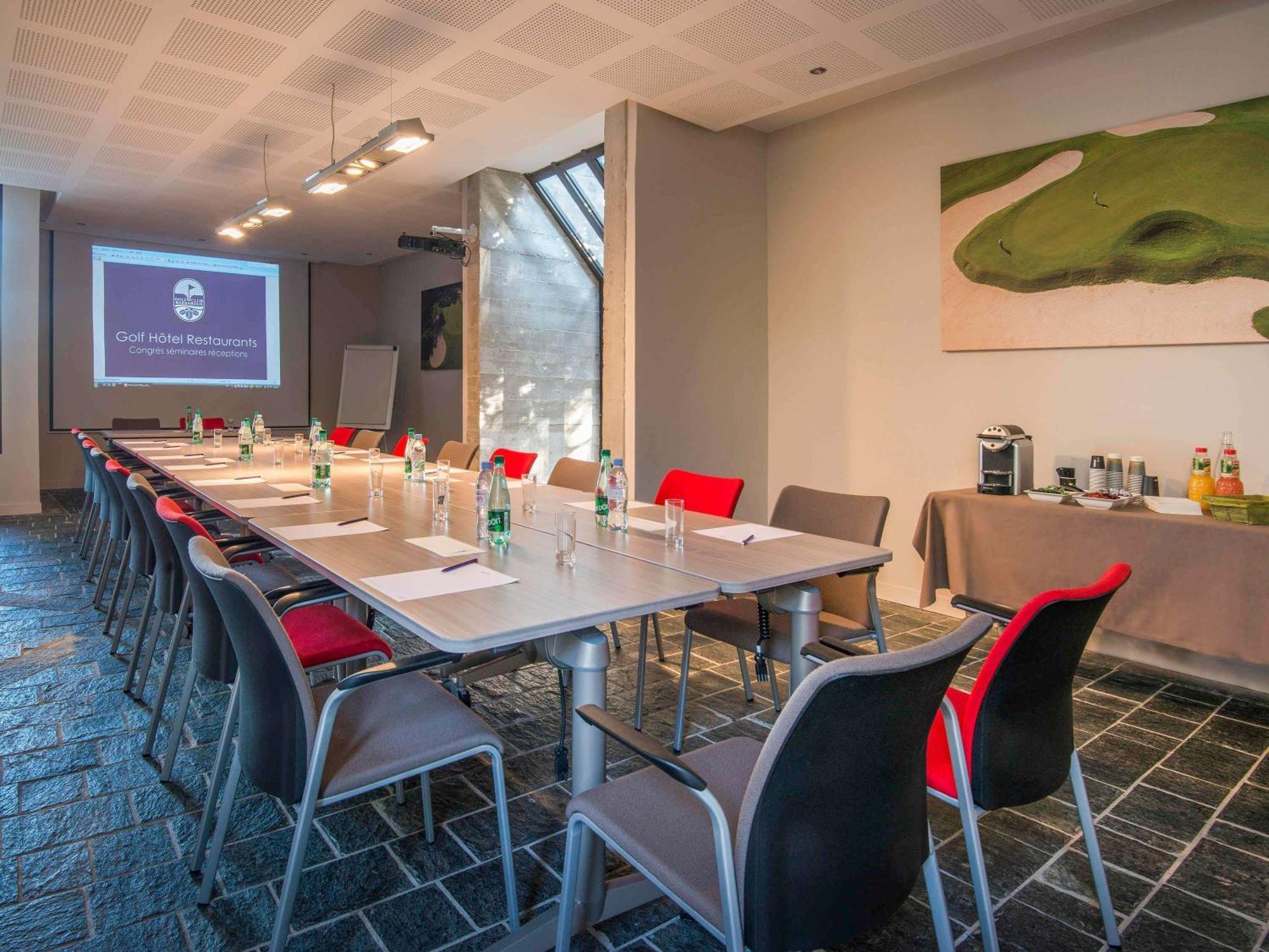 Hotel Mercure Golf De Barbaroux &